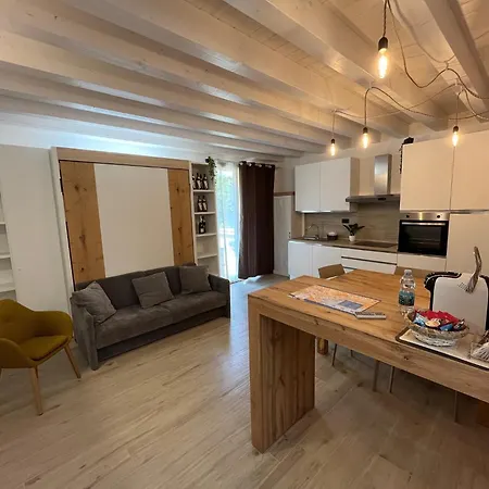 Demithos House Апартаменты Специя