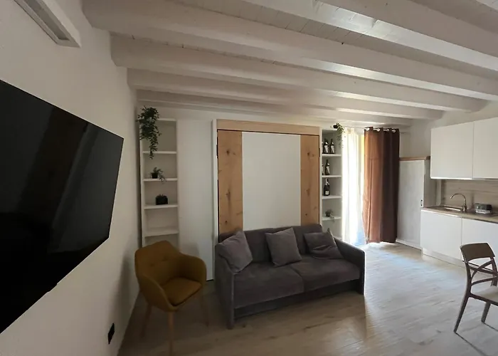 Demithos House Apartman La Spezia