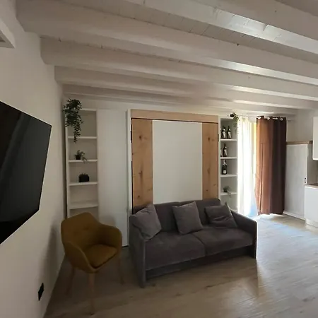 Demithos House Apartman La Spezia